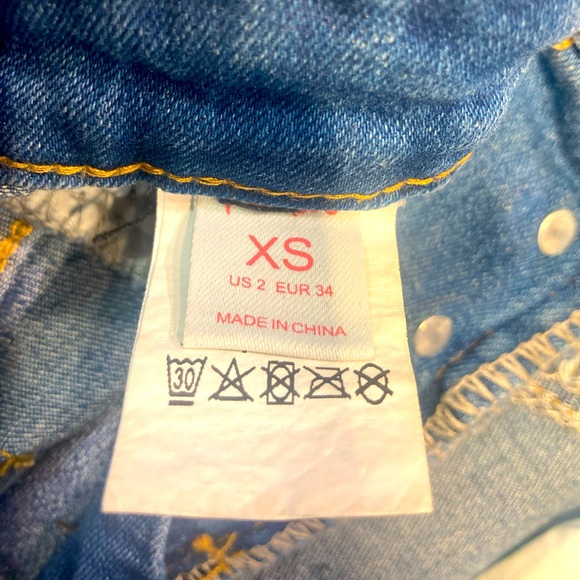 ROMWE Size XS/2 High Waist Button Fly Denim Jeans - Picture 2 of 3